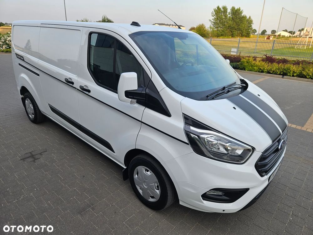 Ford Transit Custom - 11