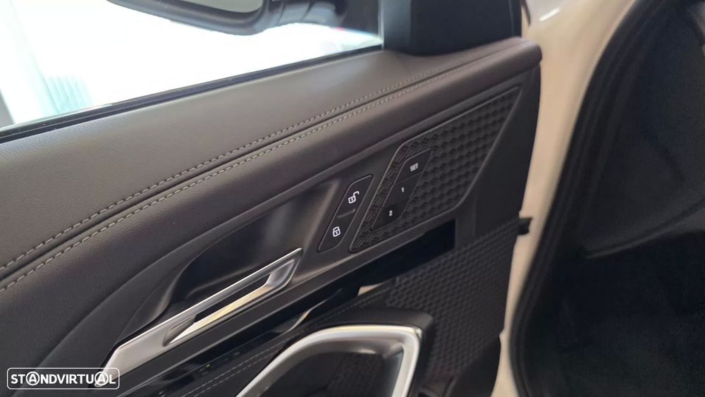 BMW X1 18 d sDrive xLine Auto - 39