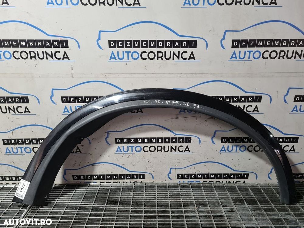 Bandou aripa dreapta fata Volvo XC90 Facelift 2007 - 2014 SUV 4 Usi (1075) Lovit și indoit - 1