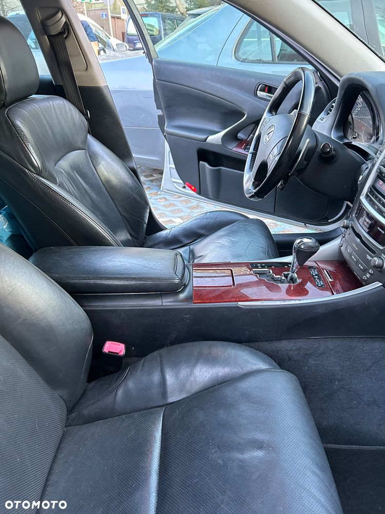 Lexus IS 250 Luxury Line - 14