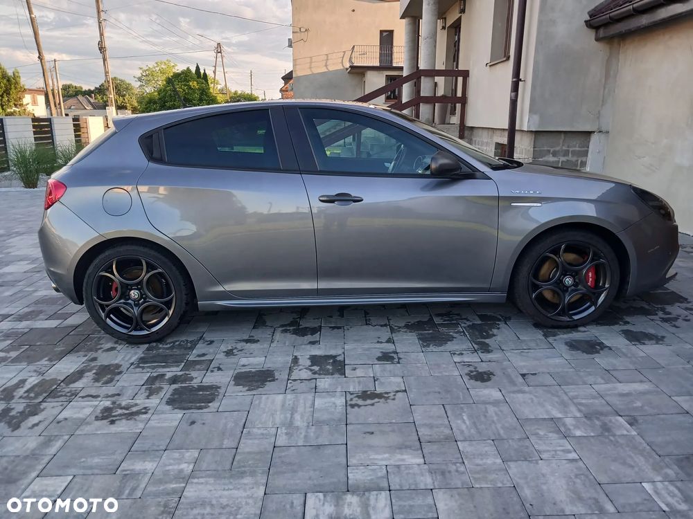 Alfa Romeo Giulietta 1750 TBi Veloce TCT - 4
