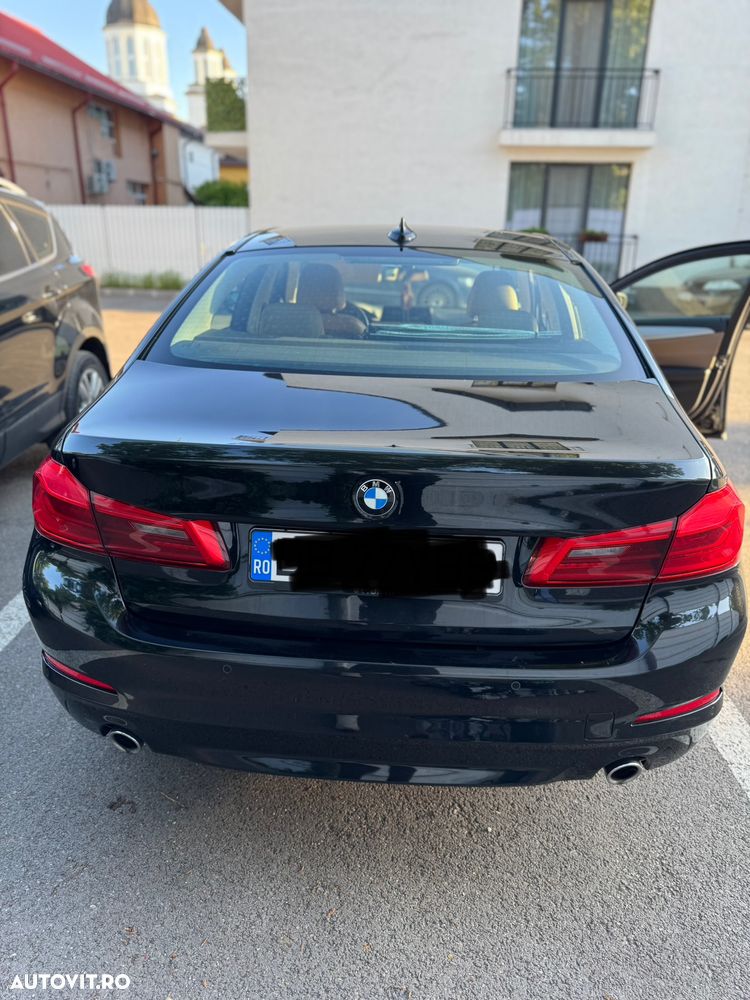 BMW Seria 5 520d AT - 2