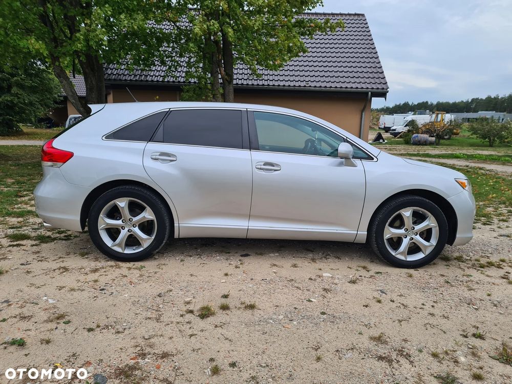 Toyota Venza 3.5 V6 - 7
