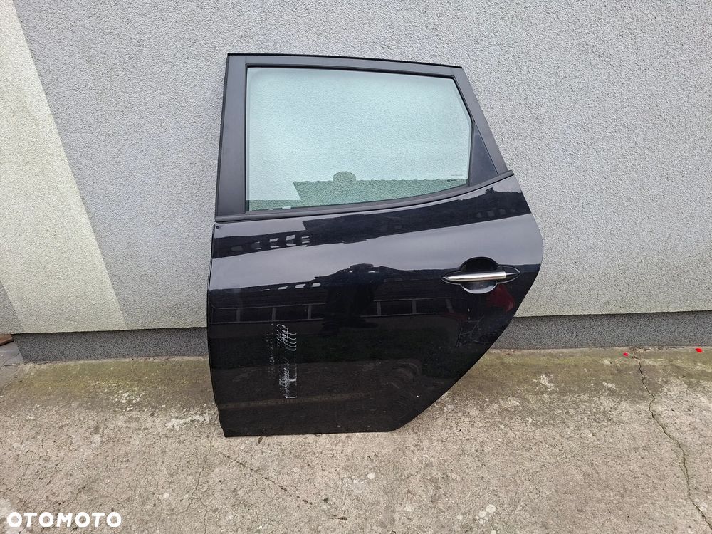 drzwi lewe tył hyundai ix20 pae  poznan