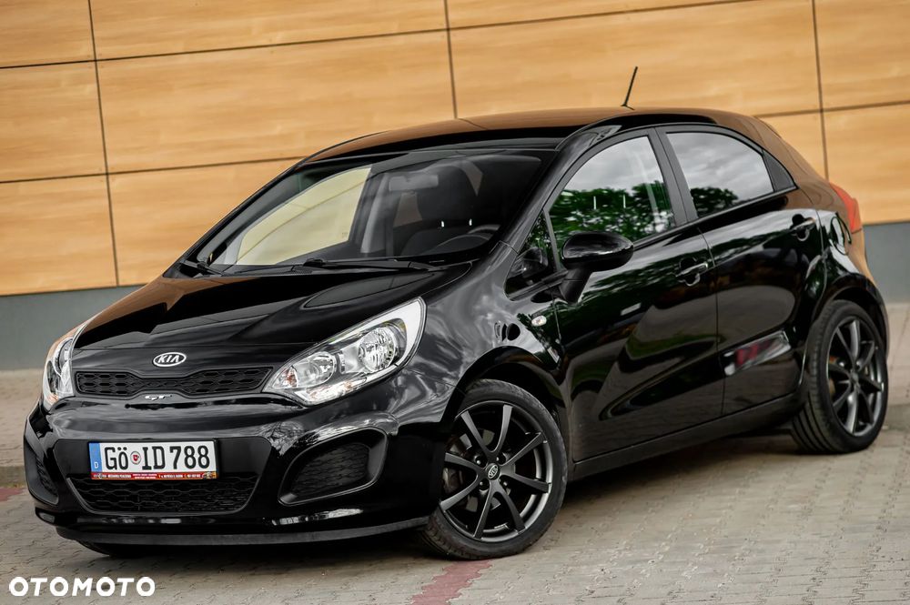 Kia Rio 1.2 Dream Team Edition - 12