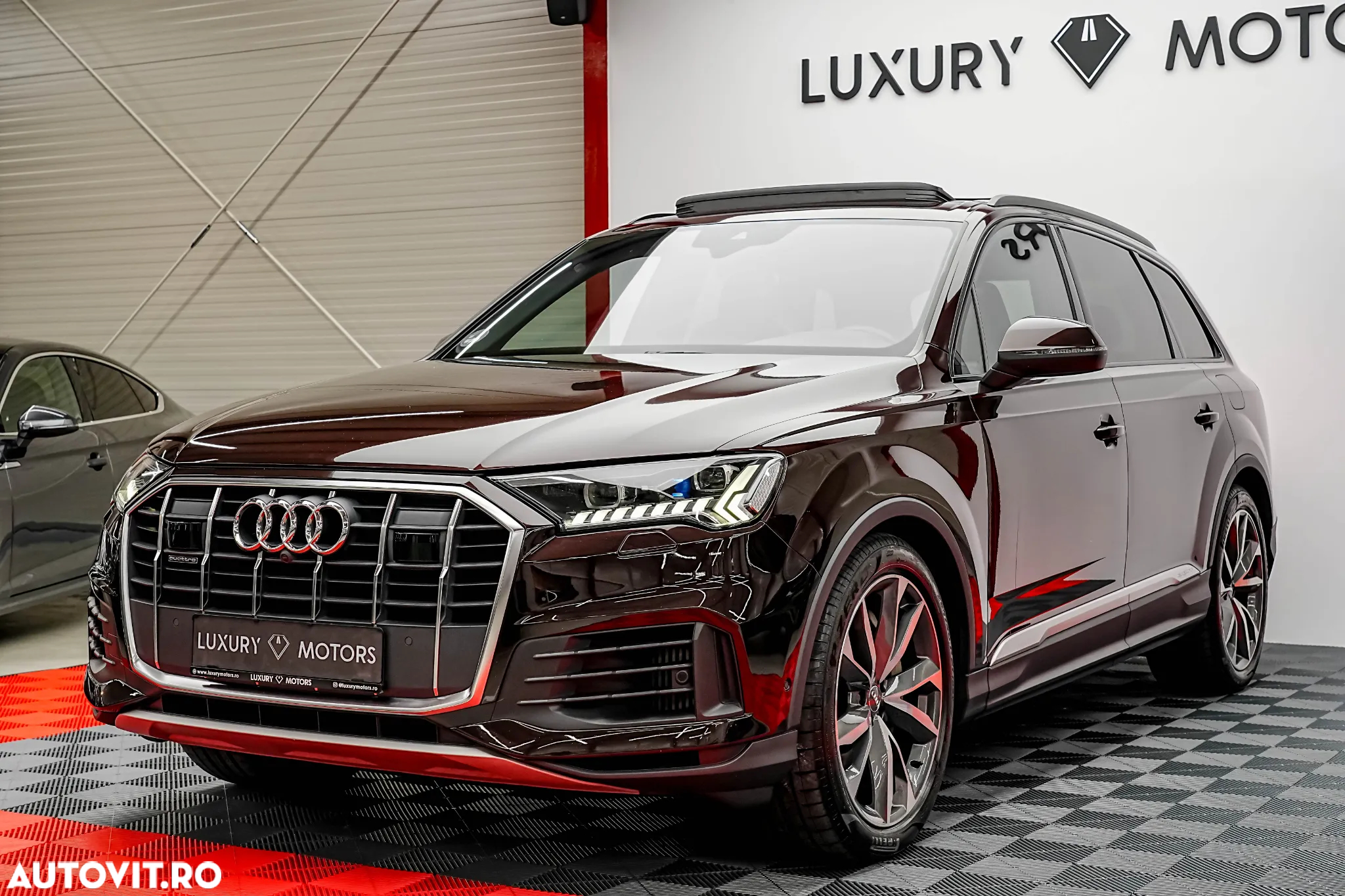 Audi Q7 55 TFSI e quattro Tiptronic PHEV S Line - 7