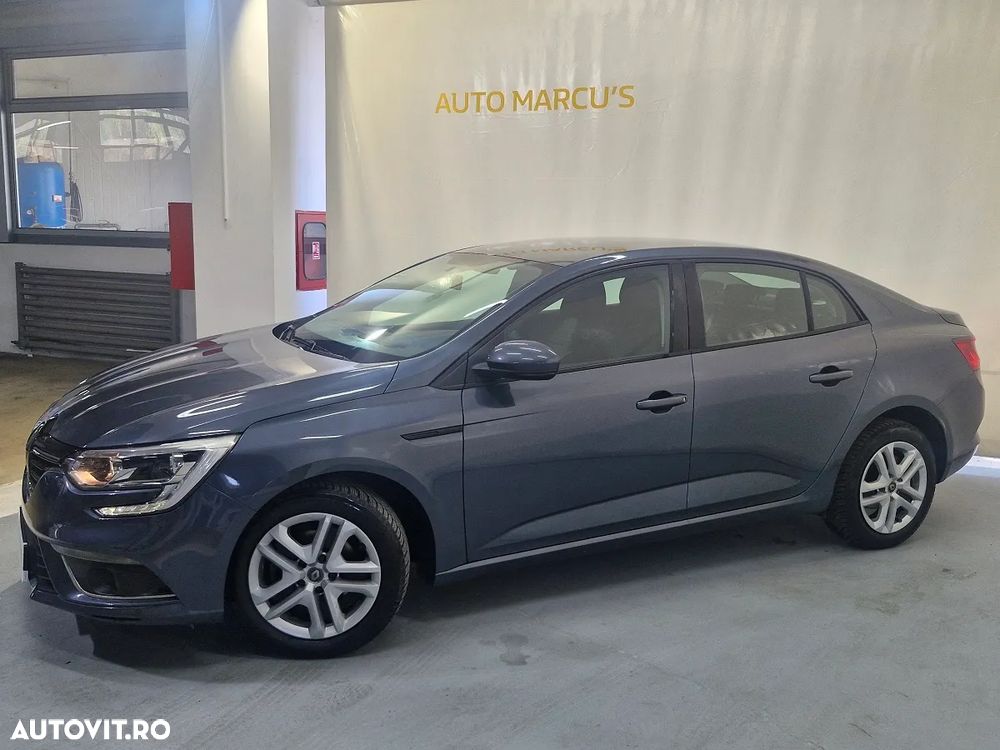 Renault Megane TCe Business - 13