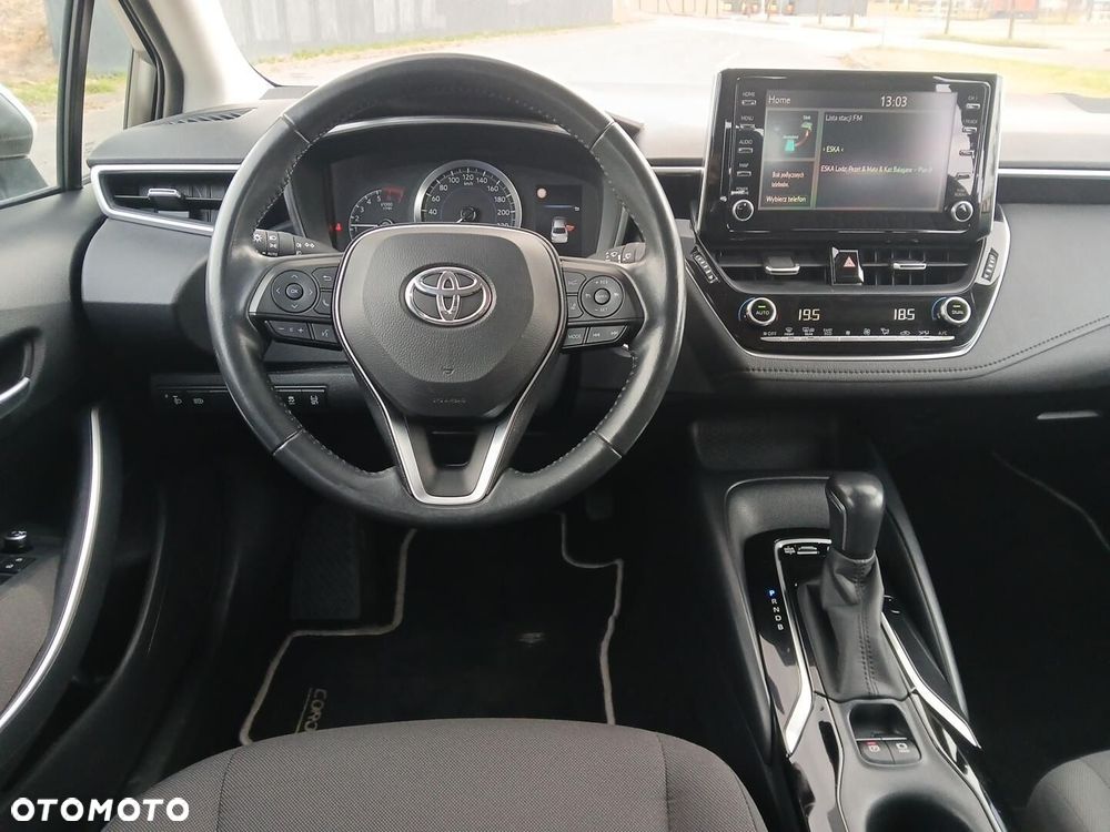 Toyota Corolla 1.8 Hybrid Comfort - 24