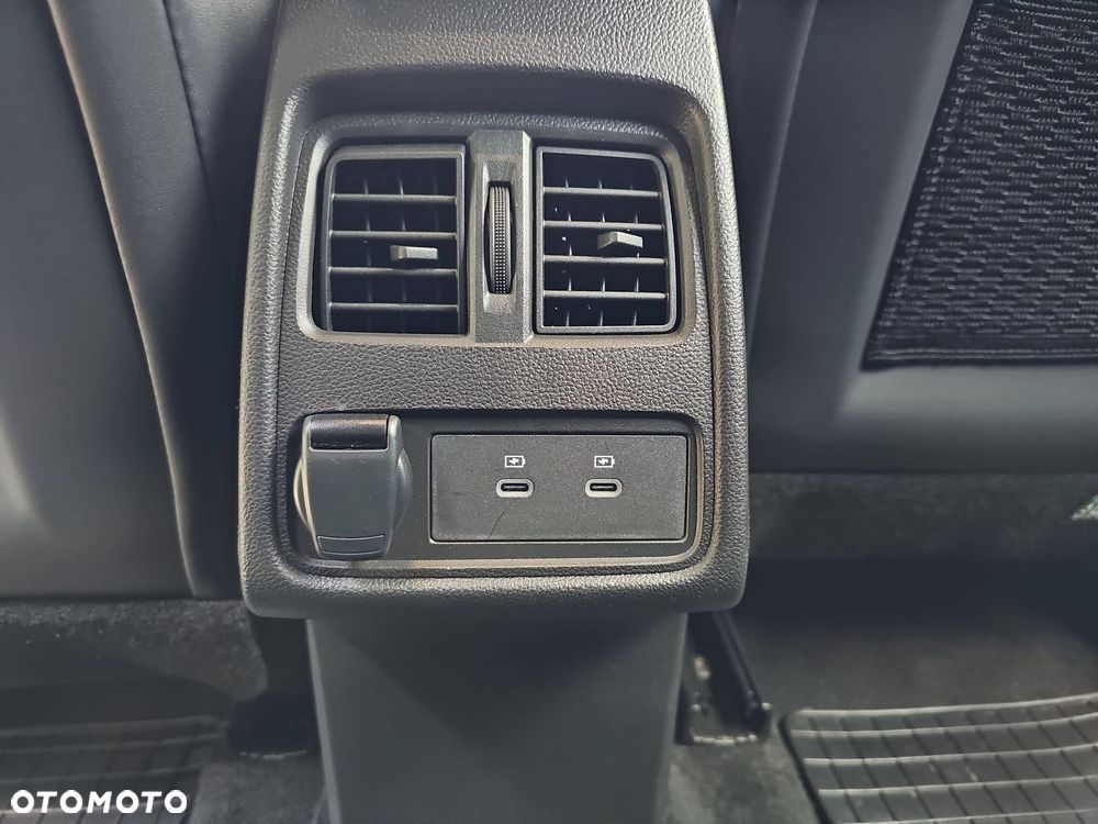 Renault Captur 1.0 TCe Techno - 32
