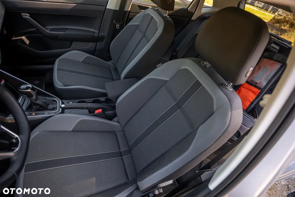 Volkswagen Polo 1.0 TSI Comfortline DSG - 17
