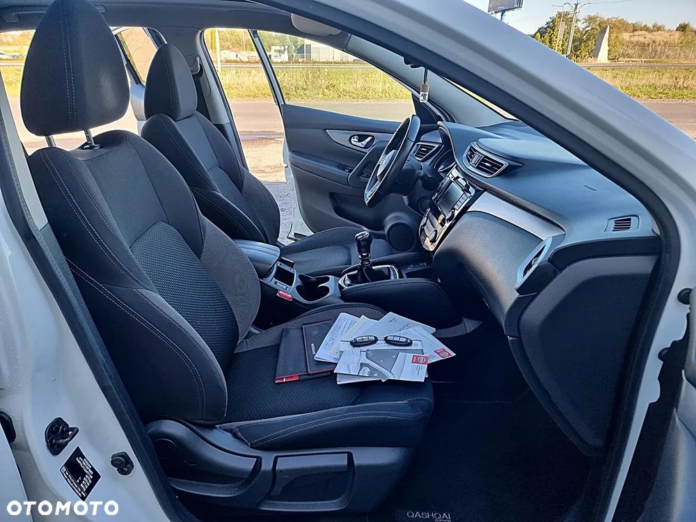 Nissan Qashqai - 16