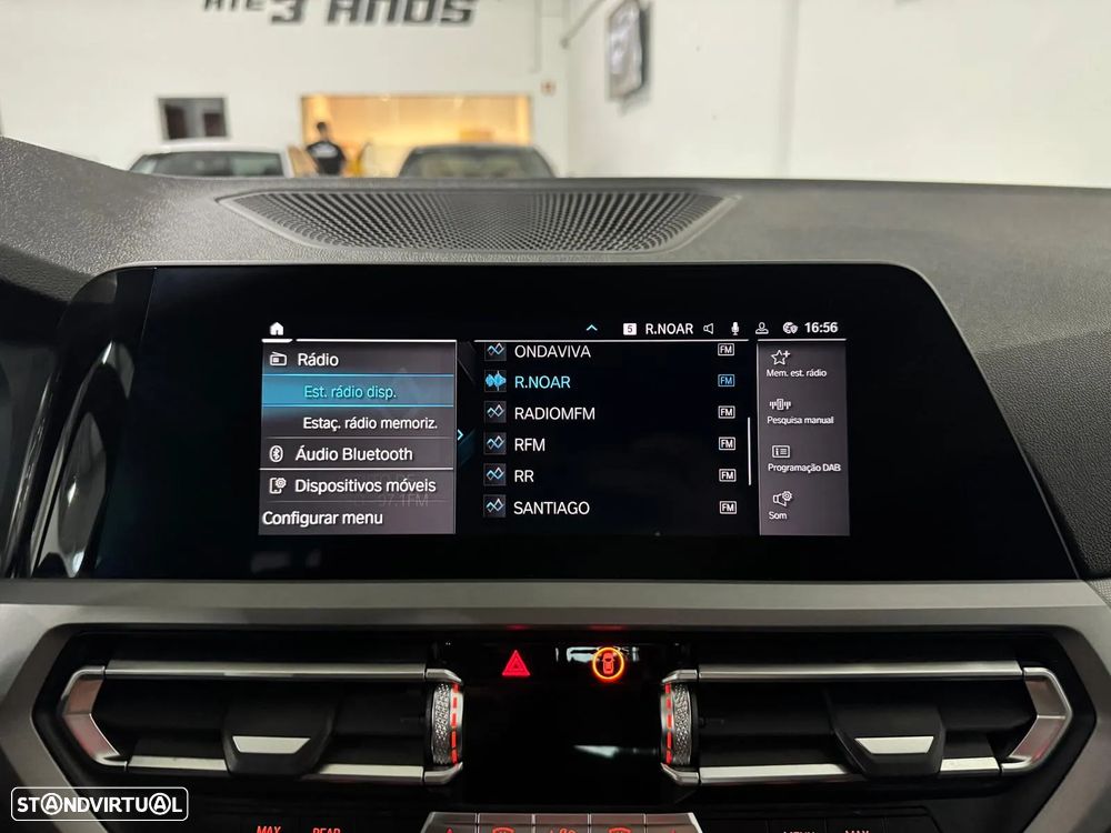 BMW 330 e Touring Pack M Auto - 22