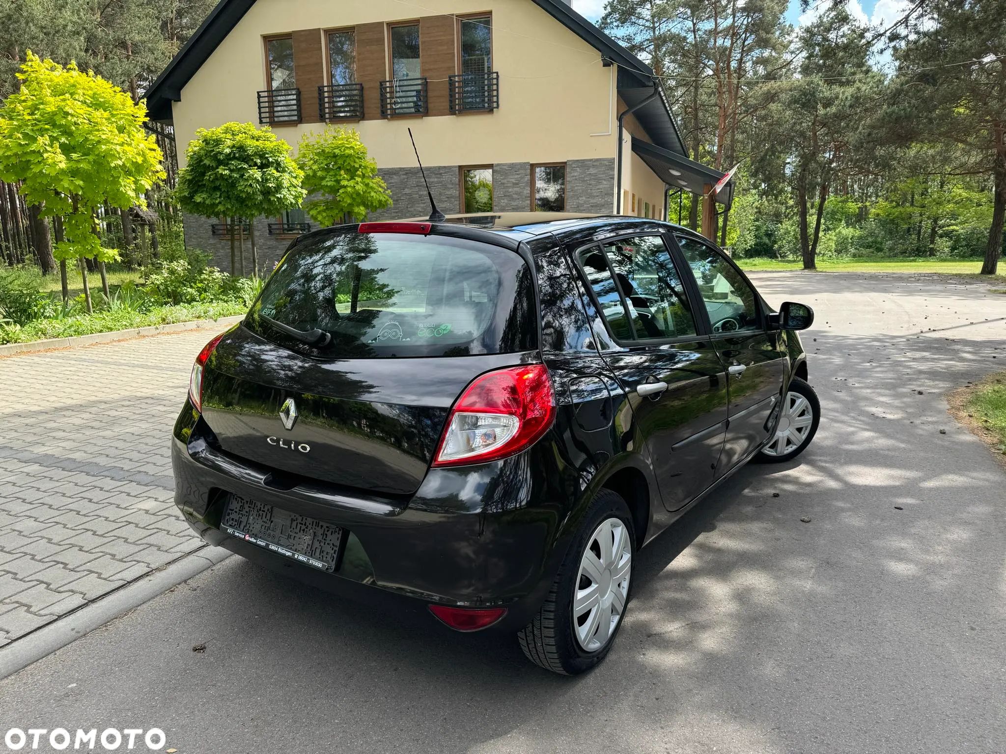 Renault Clio 1.2 16V Alize Euro5 - 1