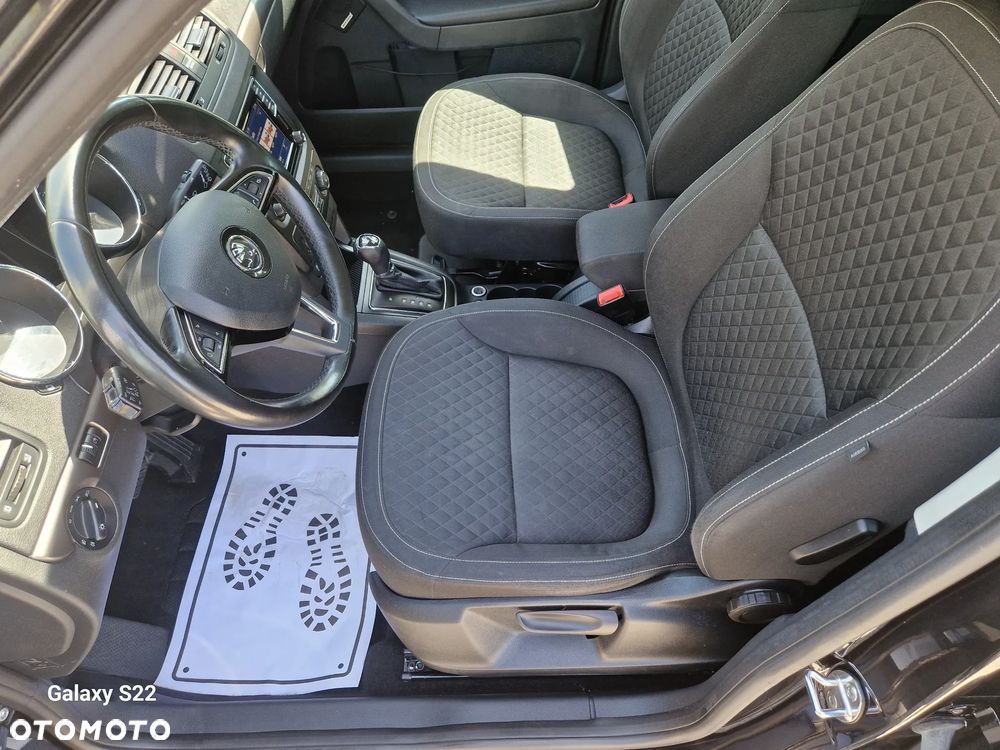 Skoda Yeti 2.0 TDI SCR 4x4 Active DSG - 21