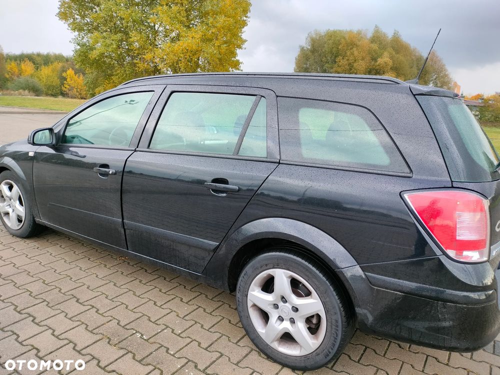 Opel Astra 2008 photo 4