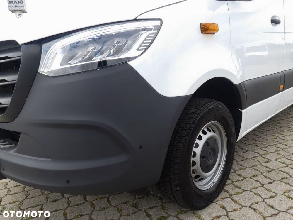 Mercedes-Benz Sprinter - 6