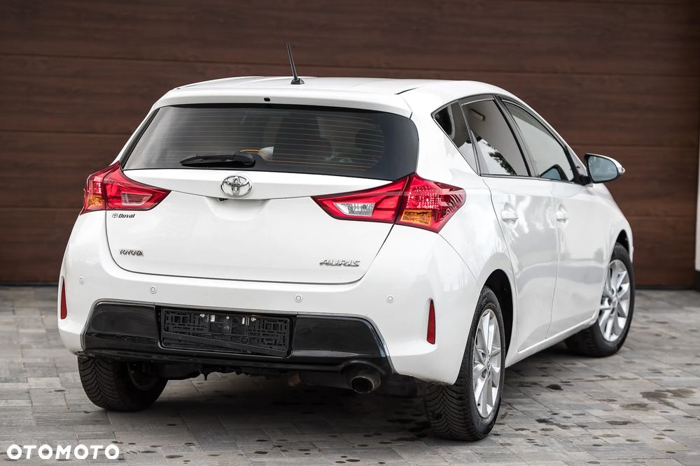 Toyota Auris 1.6 Prestige - 8