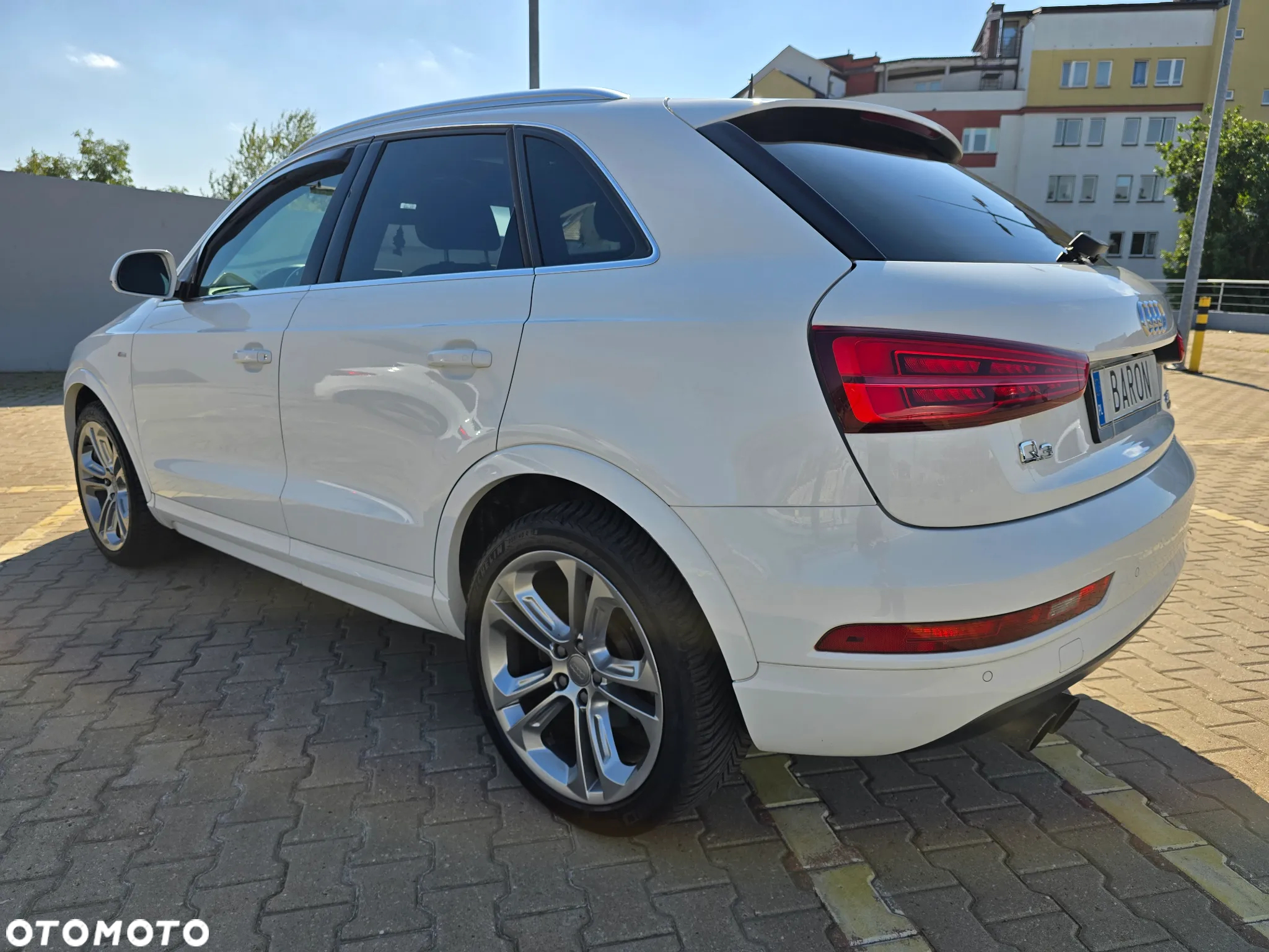 Audi Q3 2.0 TFSI quattro S tronic - 8