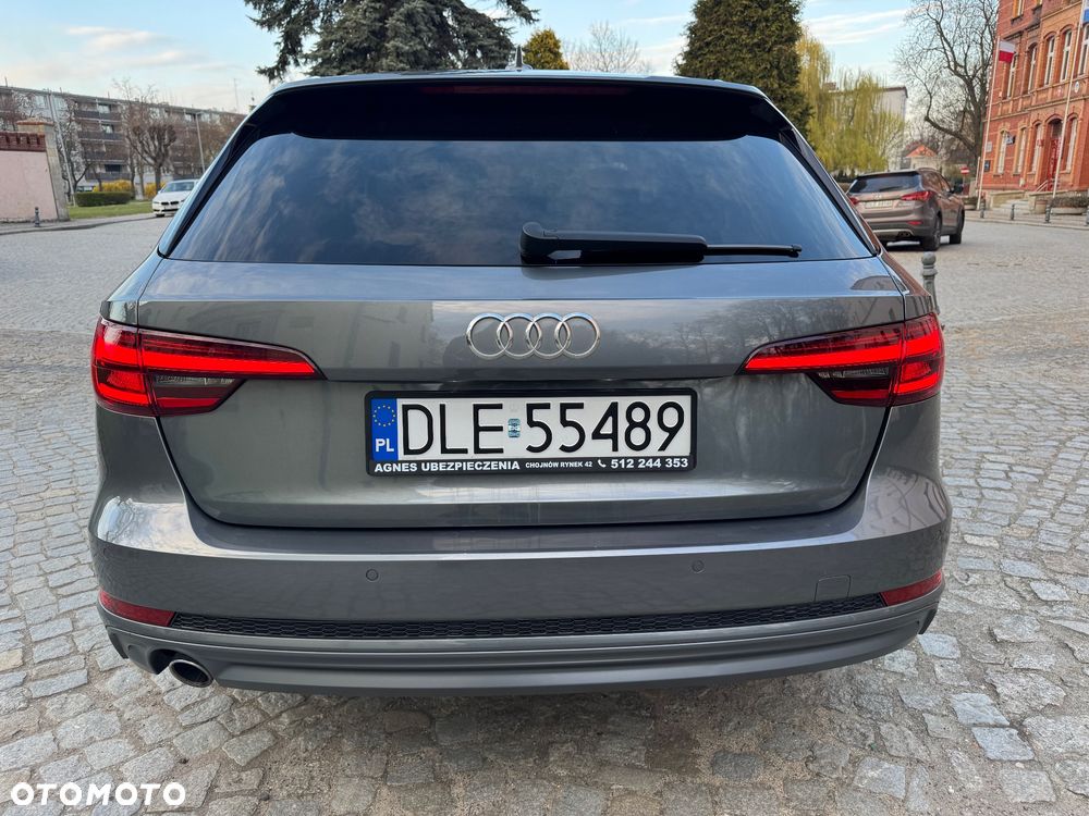 Audi A4 Avant 2.0 TDI S tronic - 13