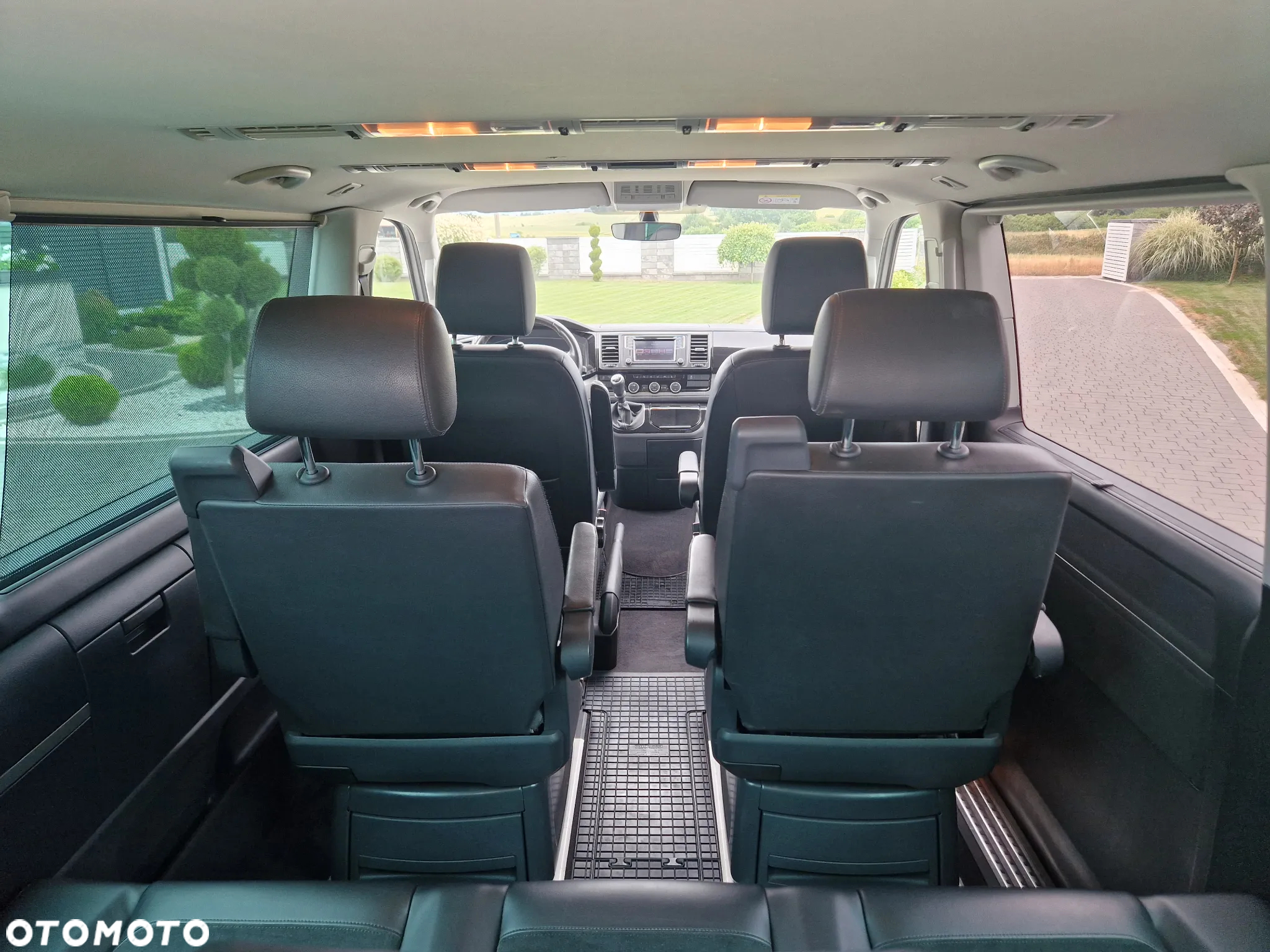 Volkswagen Multivan 2.0 TDI L1 Highline - 12