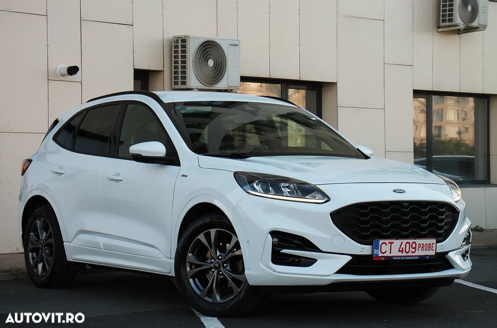 FORD Kuga 2022 — imagine 12