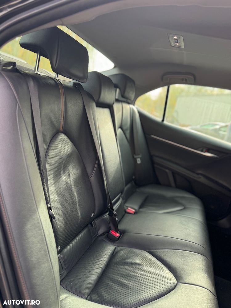 Toyota Camry Business Edition - 15