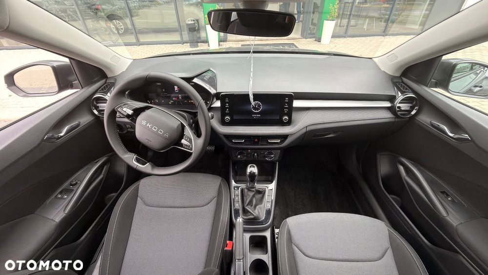 Skoda Fabia 1.0 TSI Drive DSG - 10