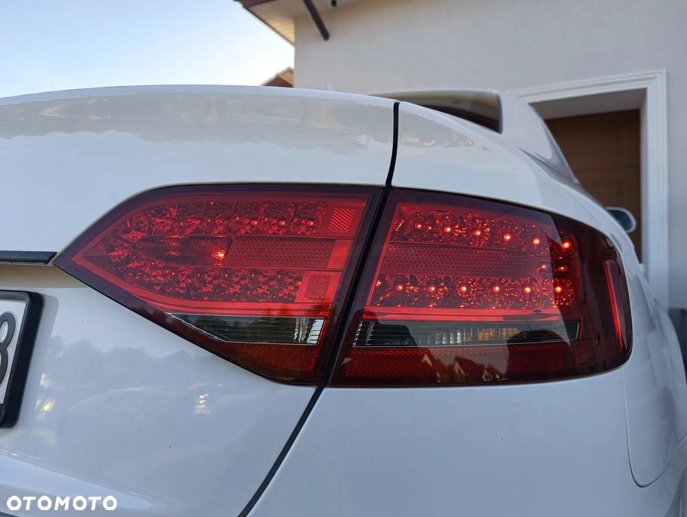Audi A4 Limousine 2.0 TDI DPF - 14