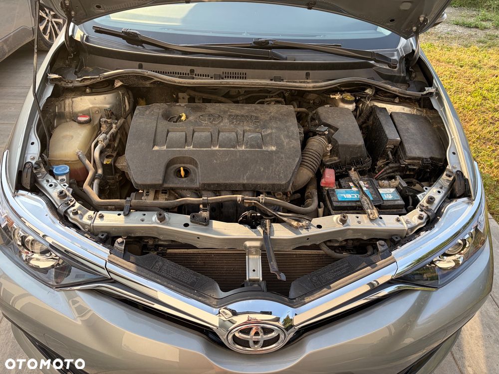 Toyota Auris 1.6 Comfort - 13