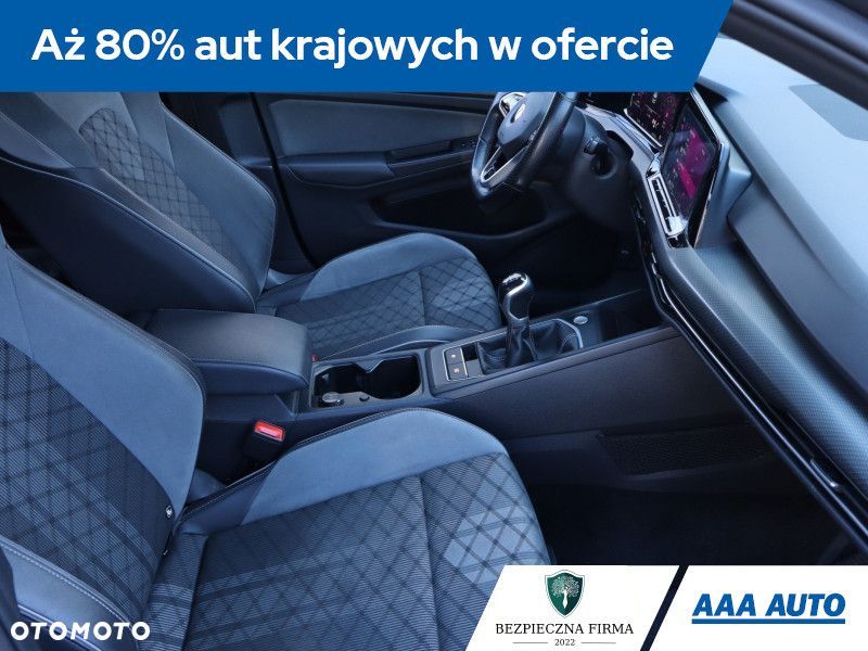 Volkswagen Golf - 10