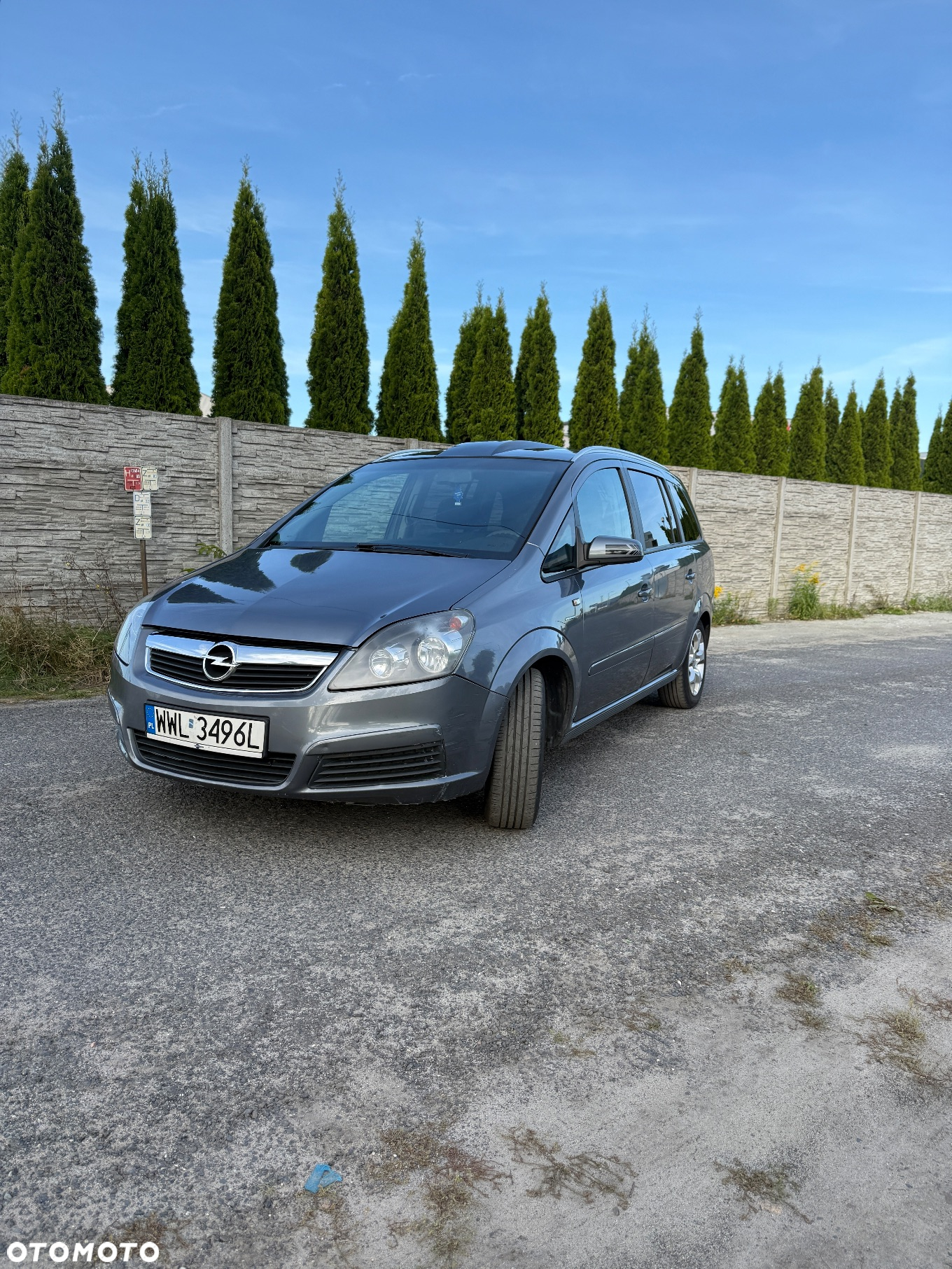 Opel Zafira 1.8 Cosmo - 2