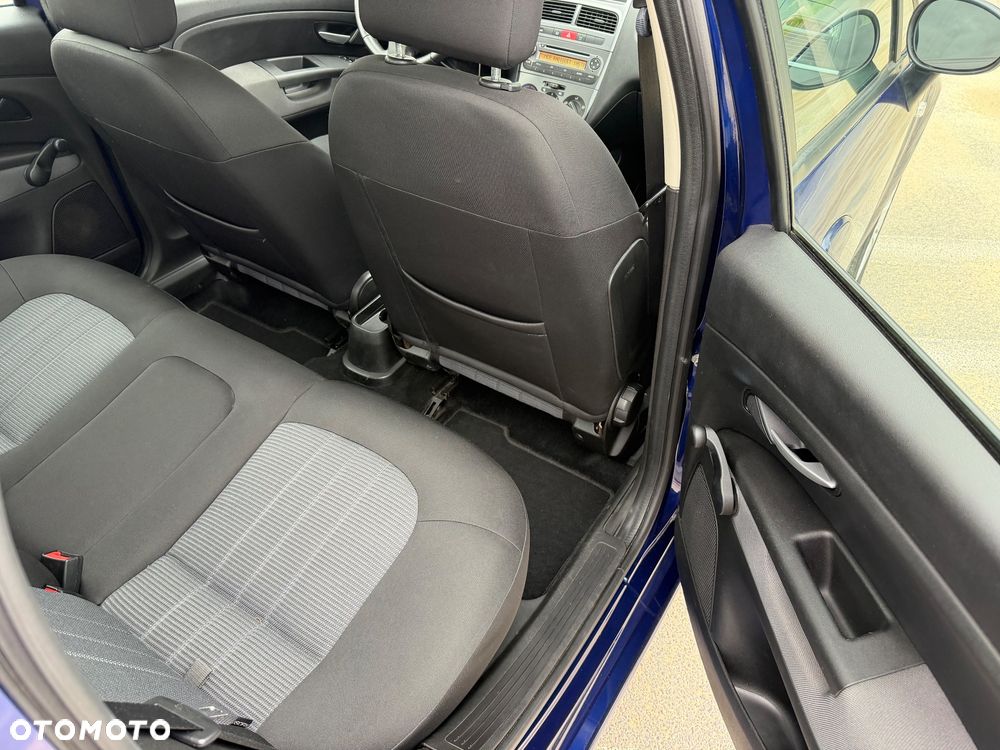 Fiat Linea 1.4 T-Jet 16V Emotion - 12