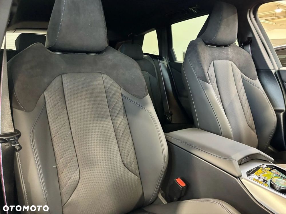 BMW X3 xDrive20i M Sport Edition - 5