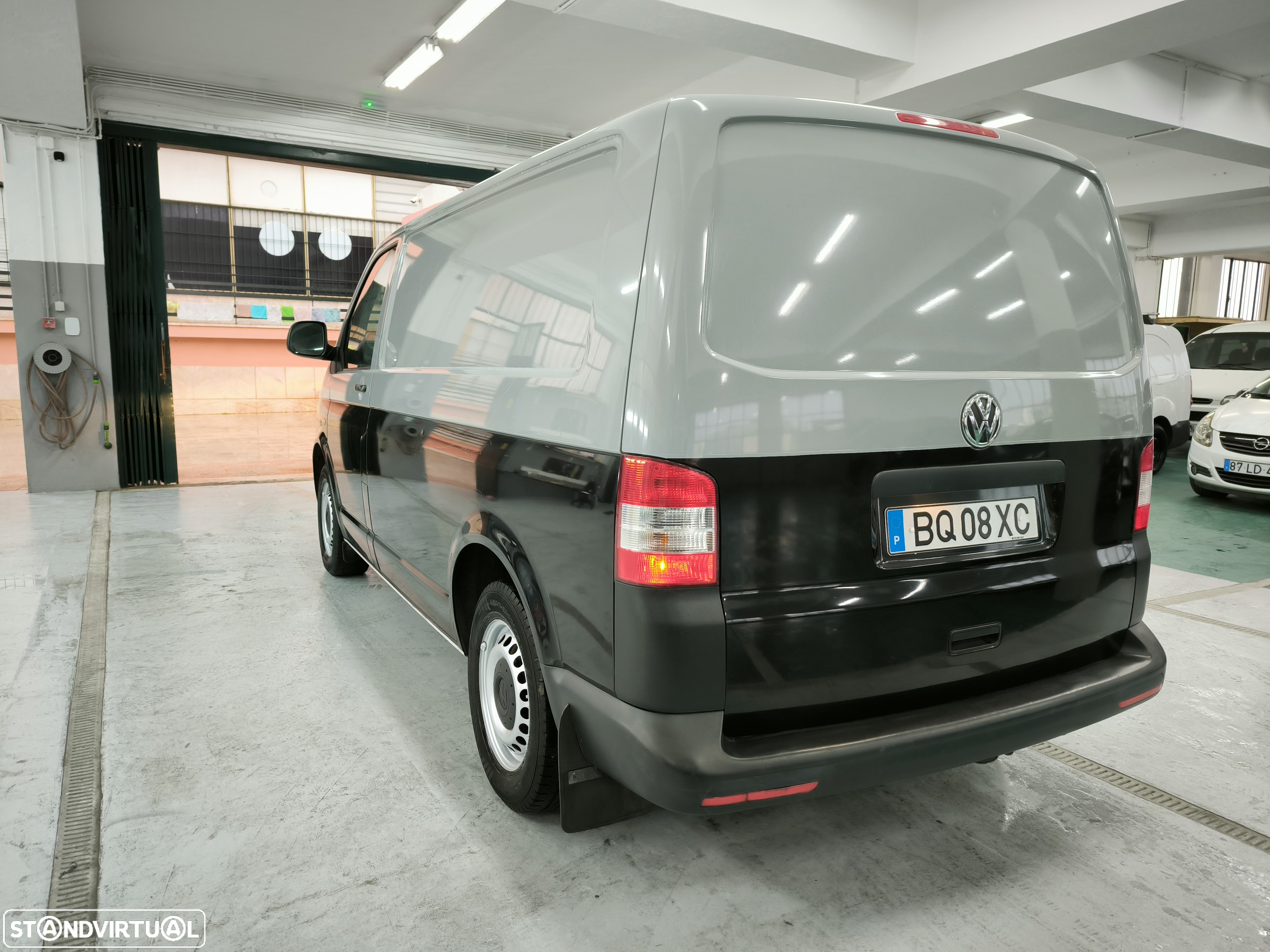 VW Transporter T5 TDI - 14