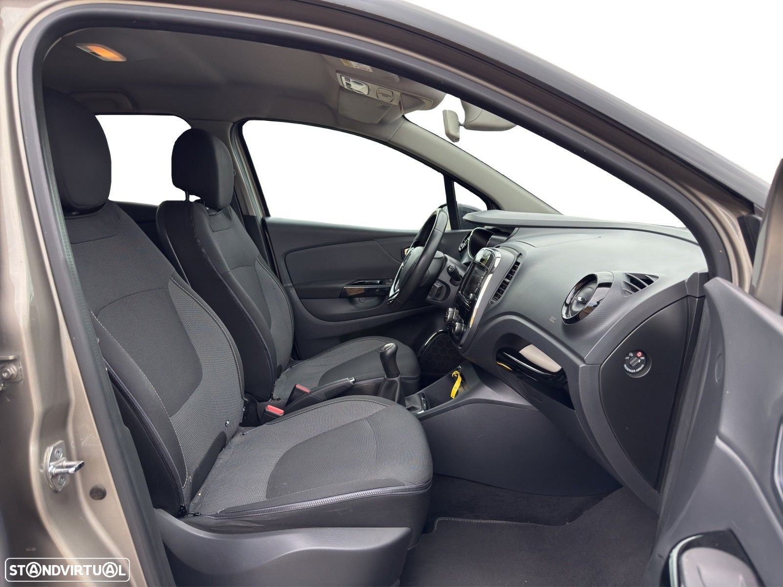 Renault Captur 1.5 dCi Exclusive - 14
