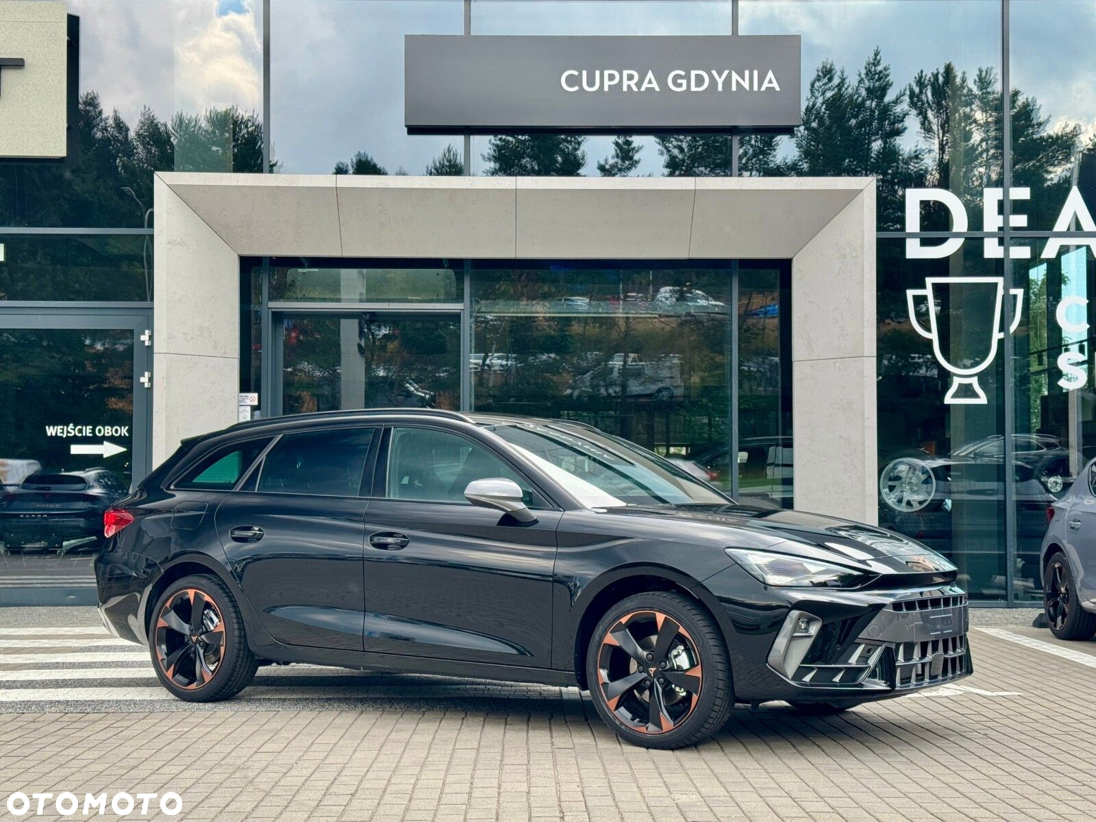 Cupra Leon Sportstourer - 3