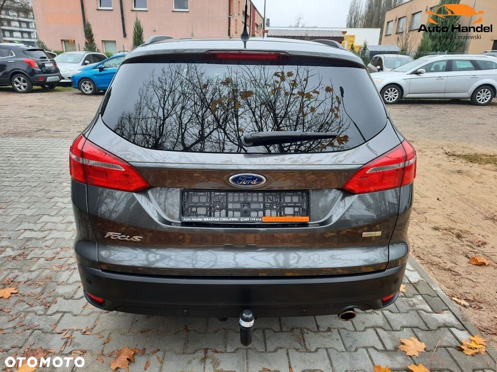 Ford Focus Turnier 1.5 EcoBoost Start-Stopp-System TITANIUM - 9