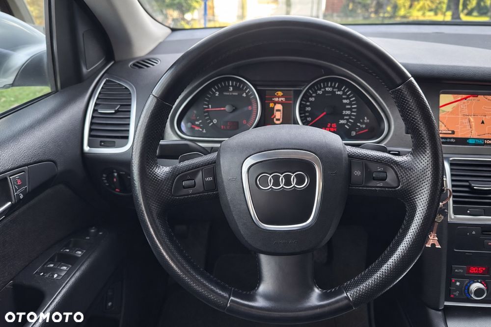 Audi Q7 3.0 TDI DPF Quattro Tiptronic - 28