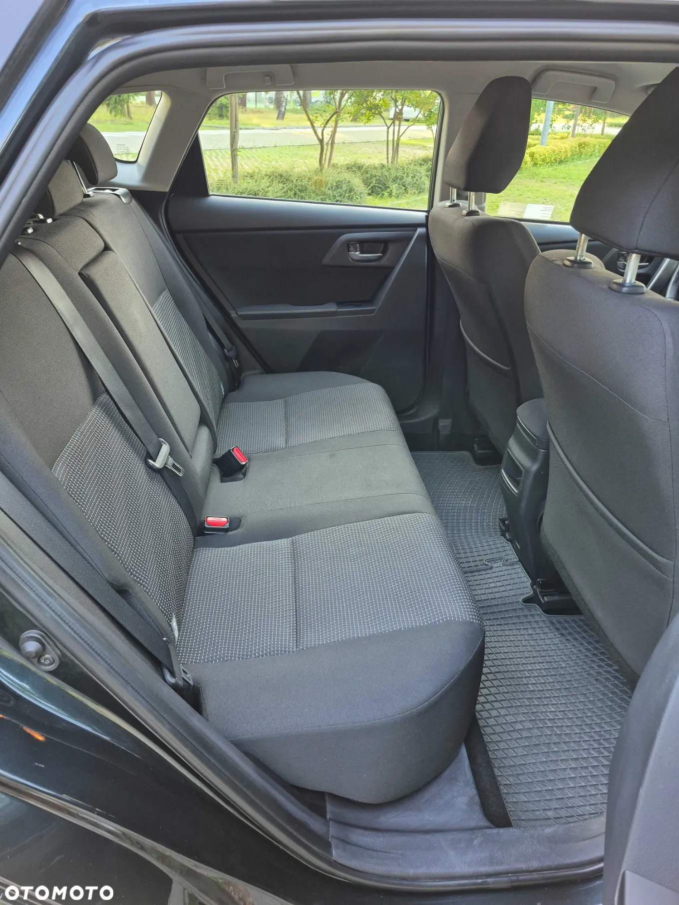 Toyota Auris 1.6 Premium Comfort - 15