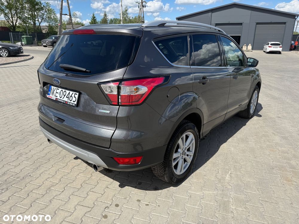 Ford Kuga 1.5 EcoBoost 2x4 Titanium - 10