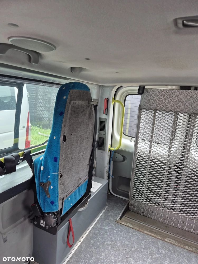Renault Trafic 2.0 dCi 90 FAP Combi L1H1 - 6