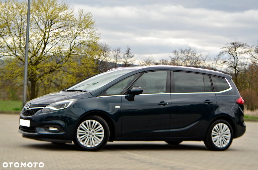 Opel Zafira 1.4 T Cosmo EU6 - 4