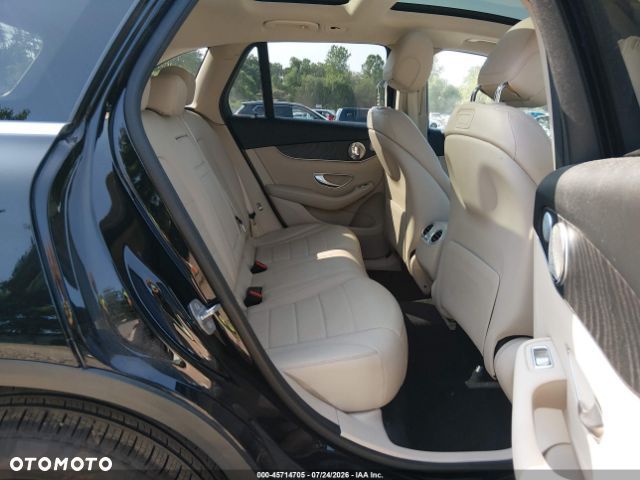 Mercedes-Benz GLC 300 4-Matic - 8