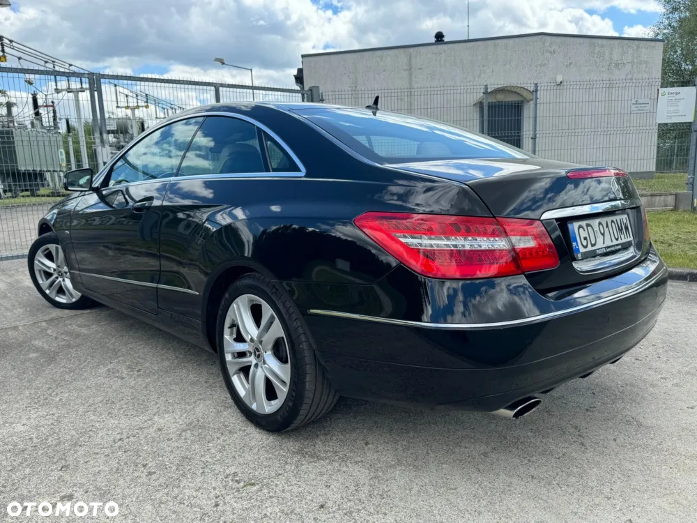 Mercedes-Benz Klasa E 250 CGI BlueEffICIENCY - 4