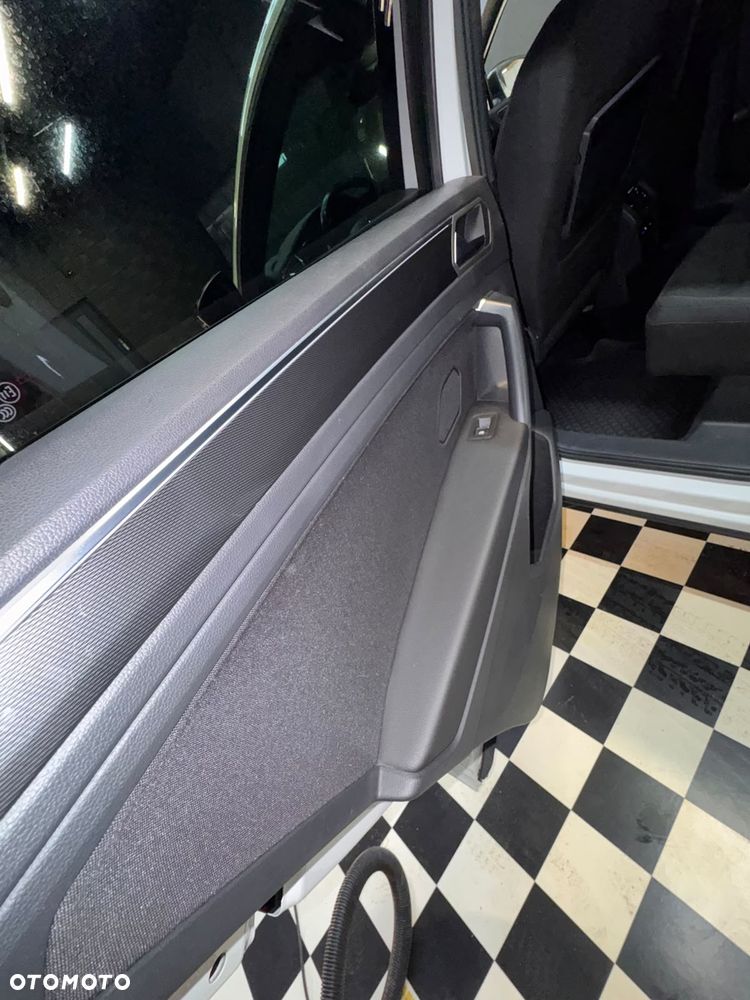 Volkswagen Tiguan 2.0 TDI SCR 4Mot R-Line DSG - 18
