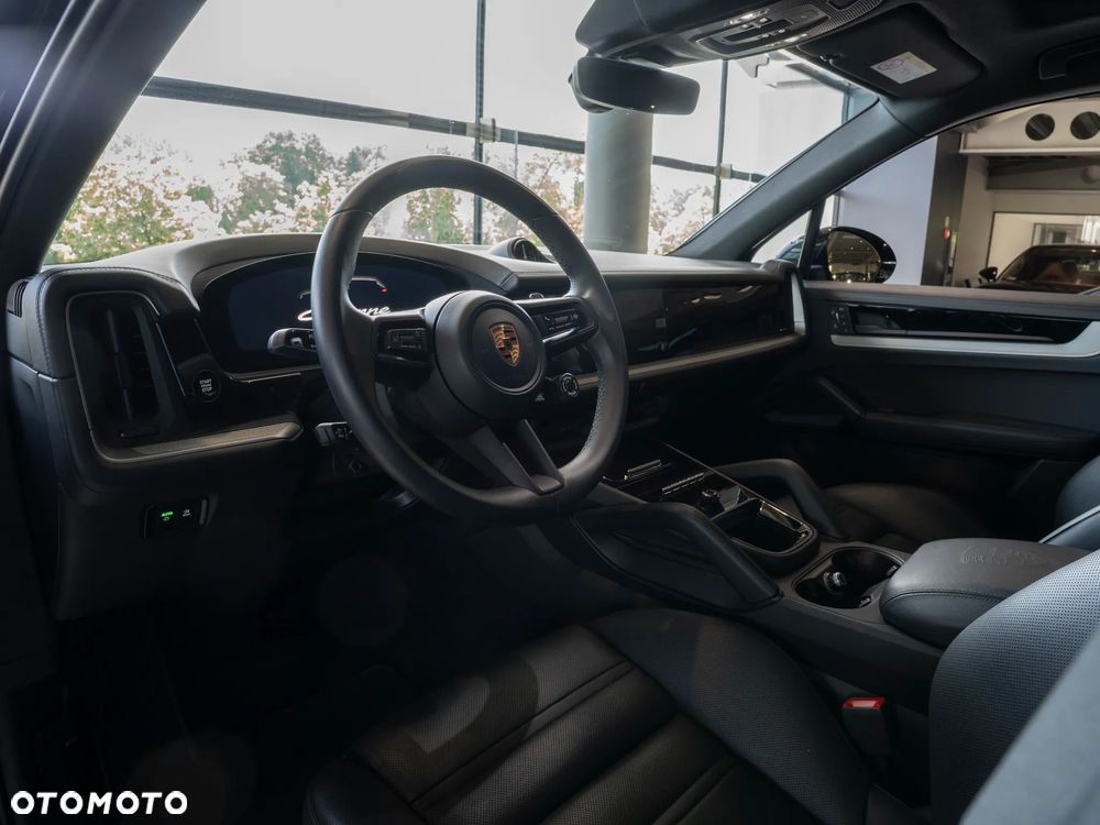 Porsche Cayenne Standard - 15