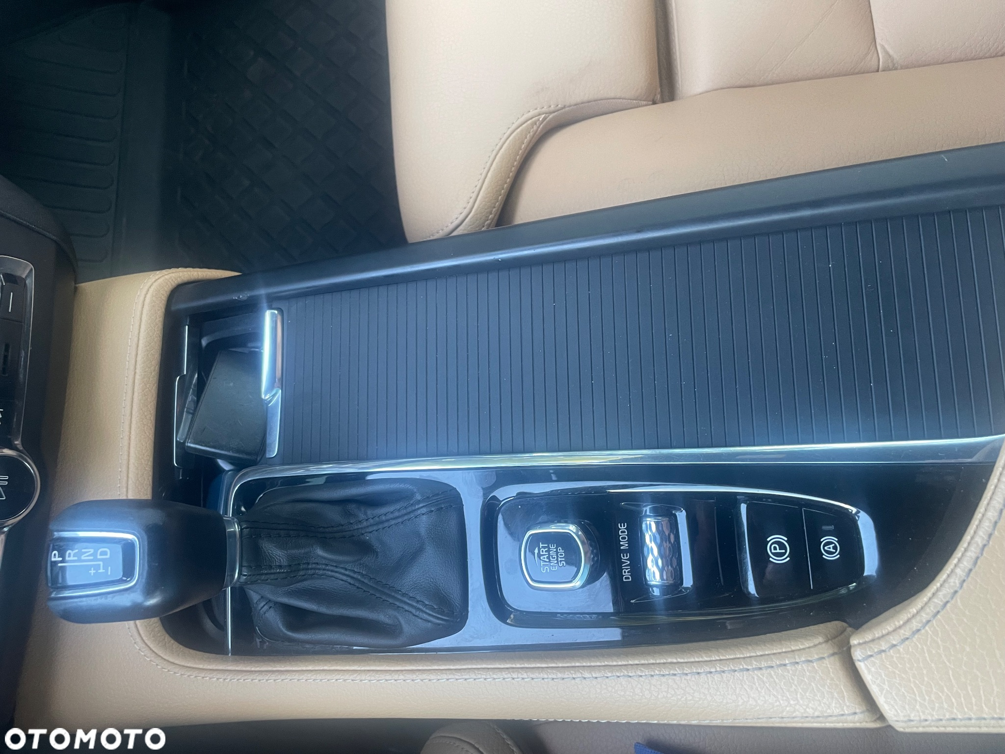 Volvo S90 D4 AWD Momentum - 16