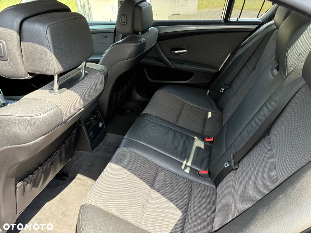 BMW Seria 5 525d Edition Lifestyle - 7
