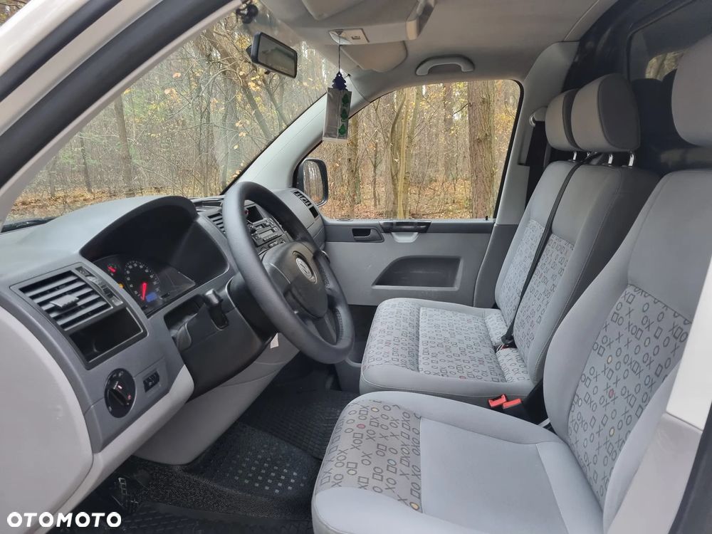 Volkswagen Transporter - 15