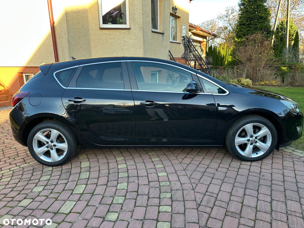 Opel Astra 1.4 Turbo Sport - 3